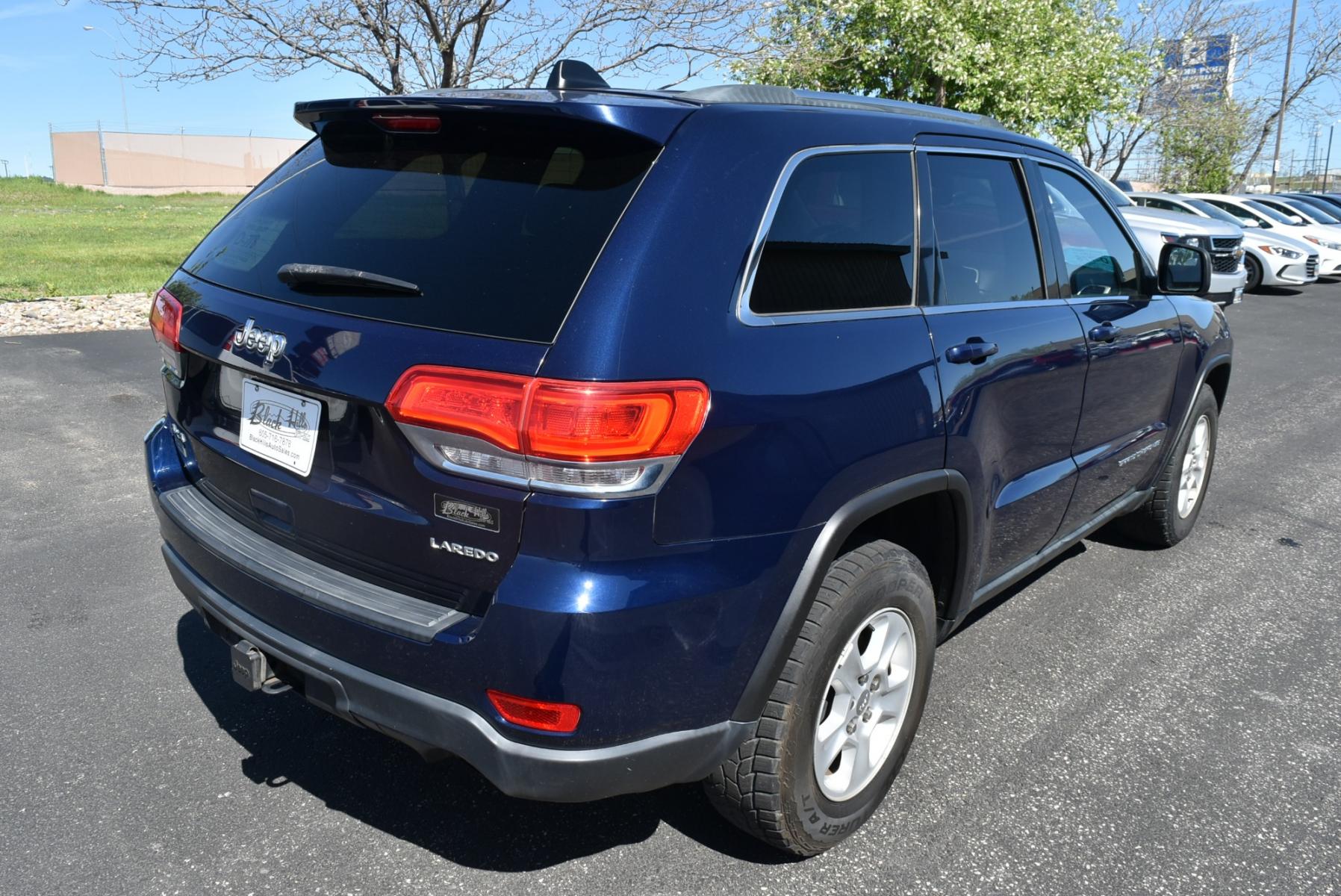 2014 Blue /Black Jeep Grand Cherokee Laredo (1C4RJFAG6EC) with an 3.6L V6 24 Valve VVT engine, 8-Speed Automatic transmission, located at 1600 E Hwy 44, Rapid City, SD, 57703, (605) 716-7878, 44.070232, -103.171410 - Photo #7
